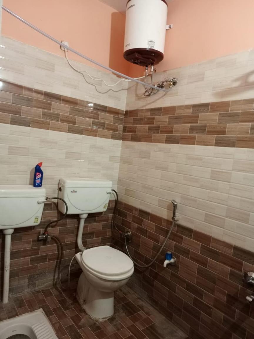 Shri Niwas Homestay Ayodhya Exterior photo